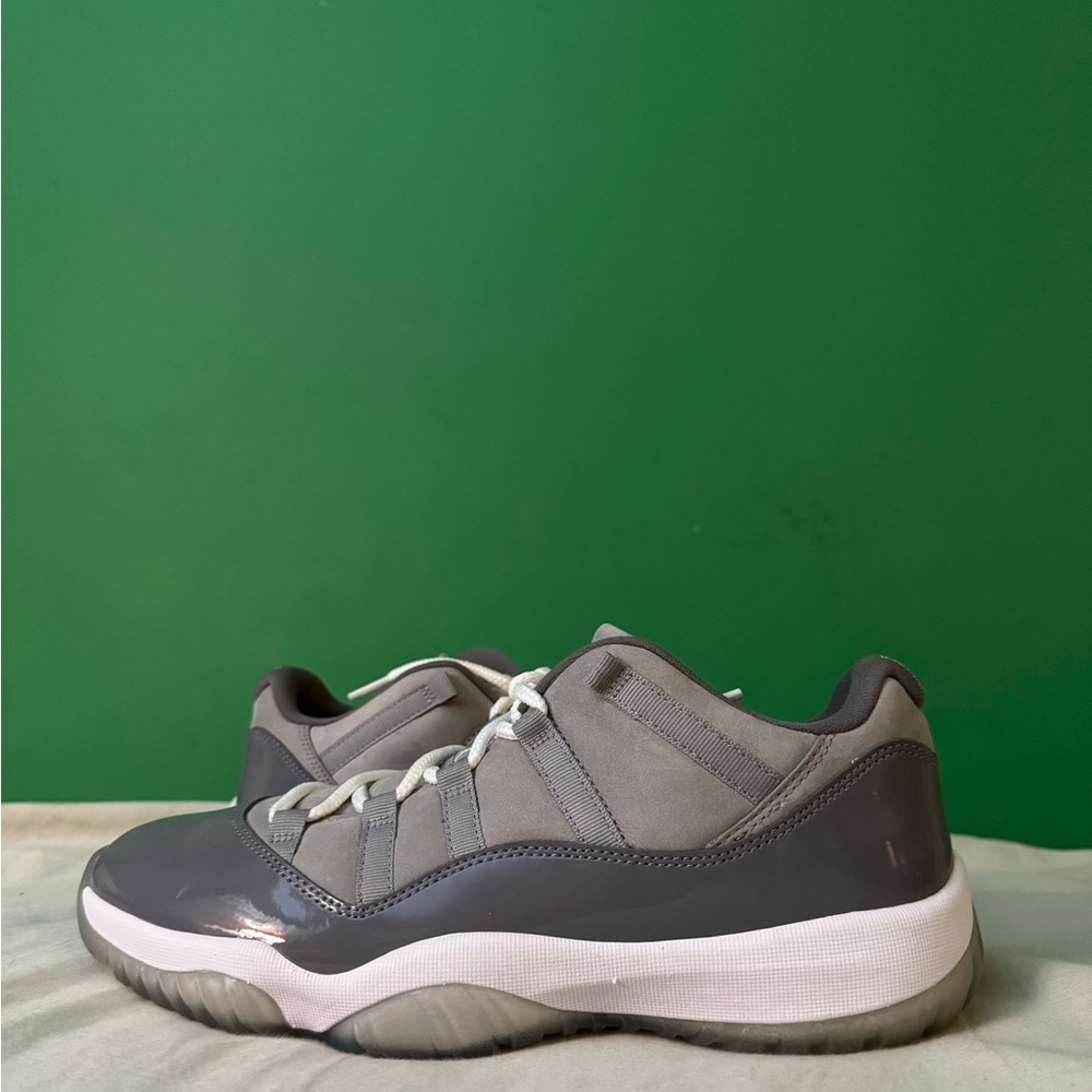Nike Air Jordan 11 Low Cool Grey Size 11